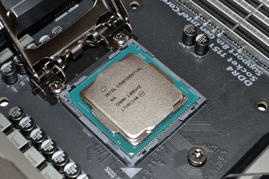 Intel and AMD CPUs On Sale